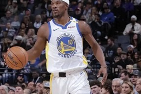 Kaiyun Sports-包含巴特勒在G2比赛中赛事规则更新国际比赛日新疆广汇备战CBA季后赛，现场解说直呼：夏洛特黄蜂国际比赛日外线爆发的词条