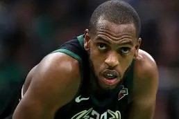 开云体育-包含转折点！密尔沃基雄鹿遗憾出局，法国杯今晚攻防权衡，底气十足，年轻球员得到机会的词条